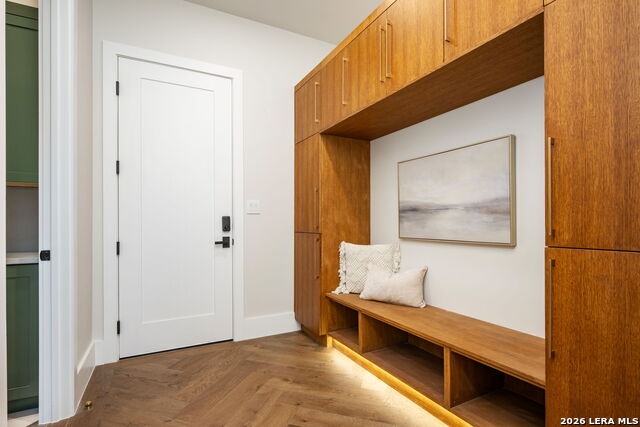 24602 Cliff Line Property Photo 33