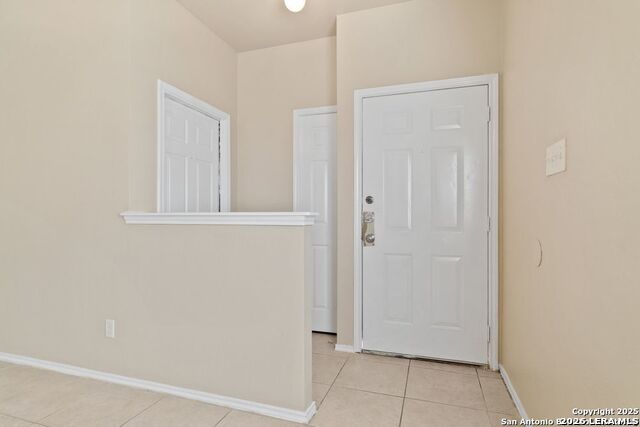7379 Longing Trail Property Photo 4