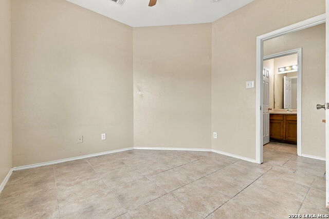 7379 Longing Trl Property Photo 6