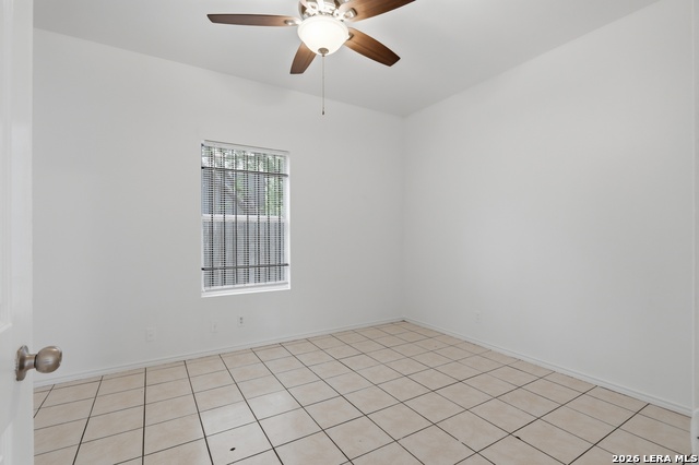 1706 W Craig Pl Property Photo 5