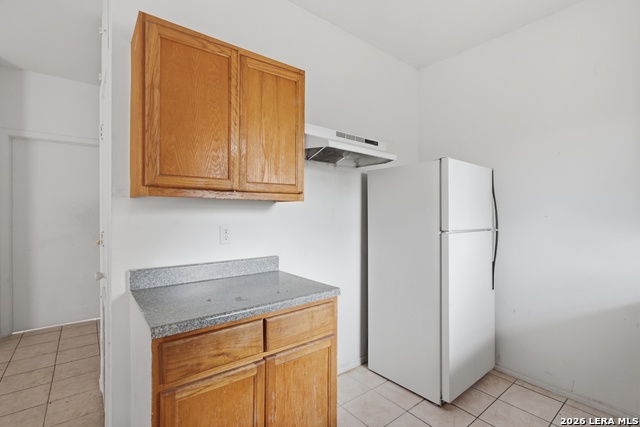 1706 W Craig Pl Property Photo 5