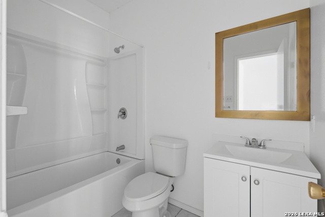 1706 W Craig Pl Property Photo 9