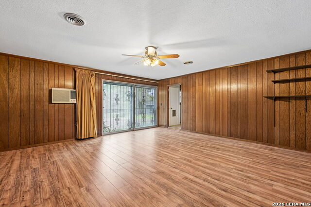 7906 Robin Rest Dr Property Photo 10