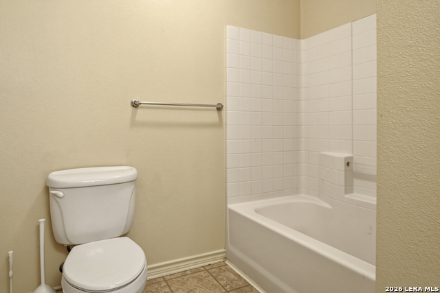 2130 Keystone Dr Property Photo 23