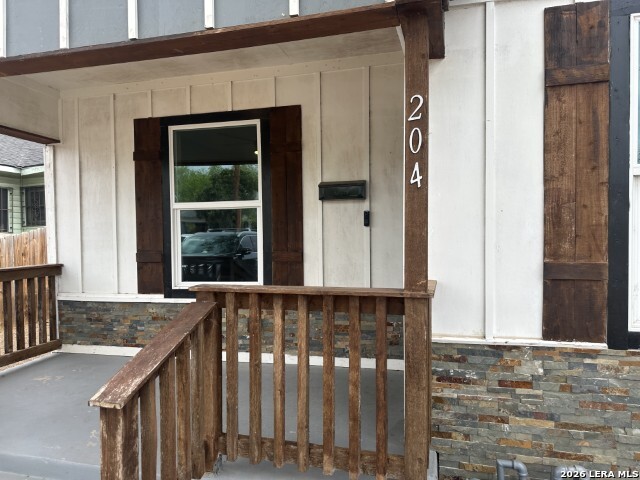 204 Vine St Property Photo 1