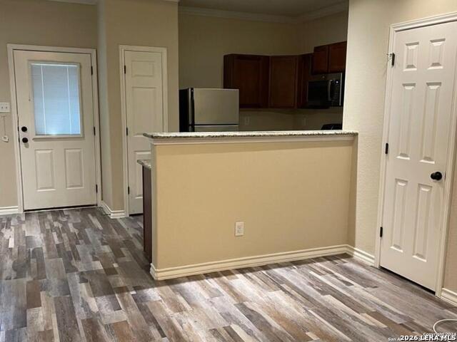 5011 Flipper Drive Property Photo 3