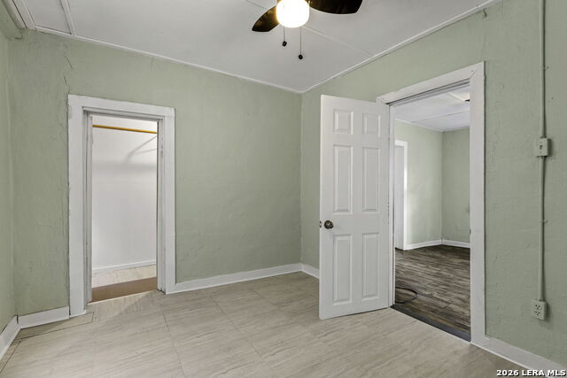 926 S Laredo Property Photo 11