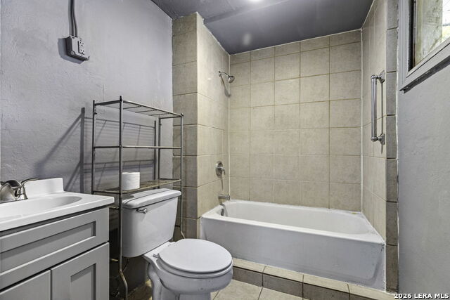 926 S Laredo Property Photo 36
