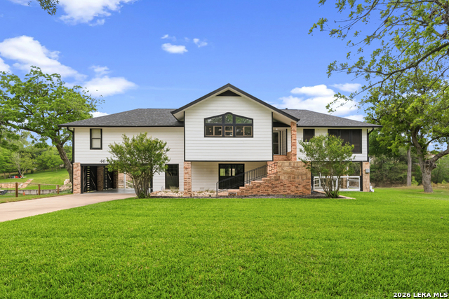 46 E Hampton Property Photo 2