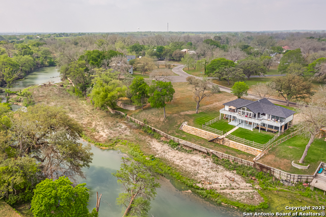 46 E Hampton Property Photo 45