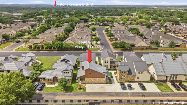 1694 Gruene Vineyard Crossing Property Photo 36