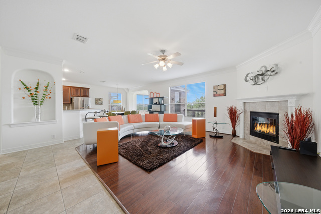 3751 Sunset Clf Property Photo 8
