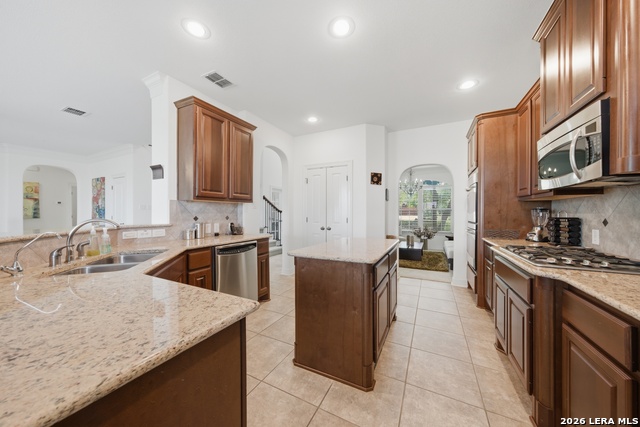 3751 Sunset Clf Property Photo 13