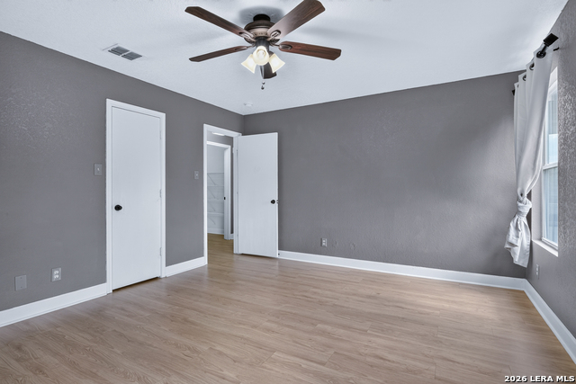 209 Gatewood Falls Property Photo 22
