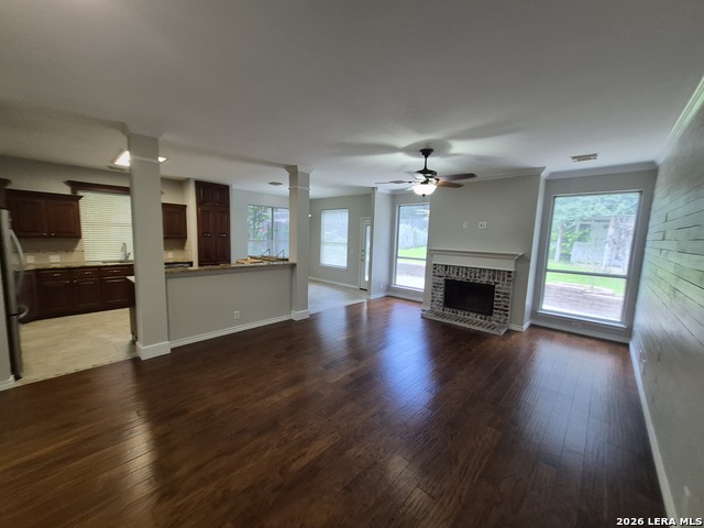 712 Moss Wood Property Photo 14