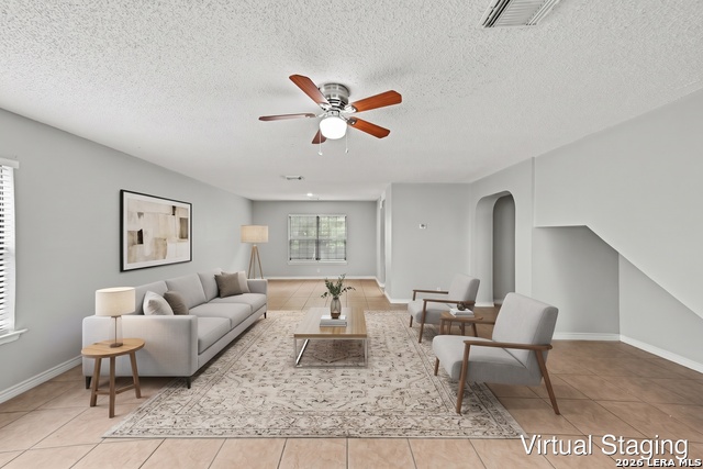 10215 Arbor Blf Property Photo 7