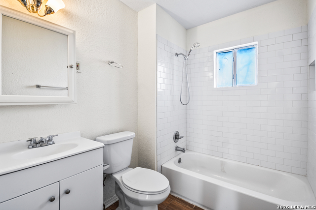 203 Eleanor Property Photo 16