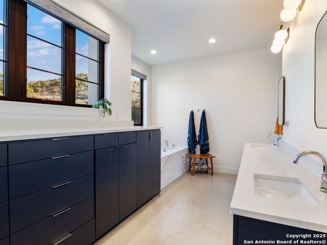 10803 Nina Ridge Property Photo 41