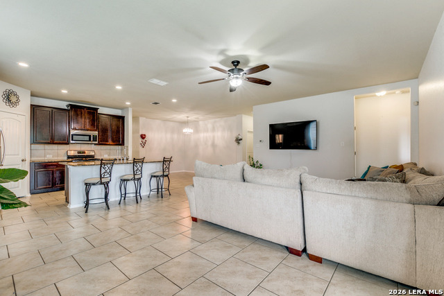 8512 Samsel Falls Property Photo 2