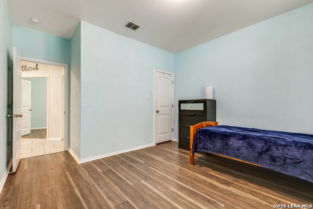 8512 Samsel Falls Property Photo 14