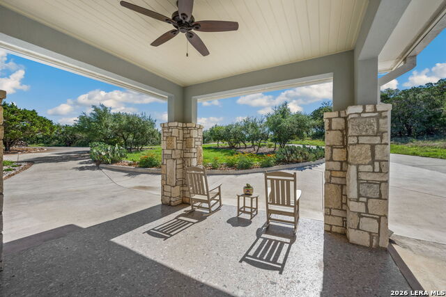 14343 Santa Loma Property Photo 13