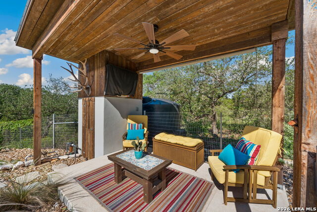 14343 Santa Loma Property Photo 27