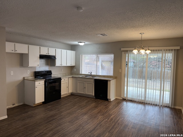 7006 Glen Grove Property Photo 5