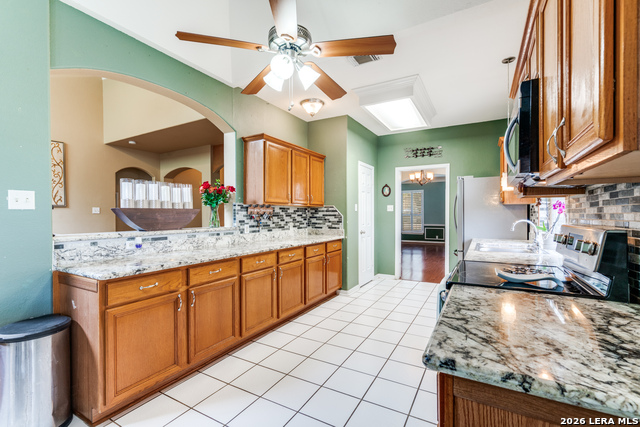 1643 Bold Cypress Property Photo 10