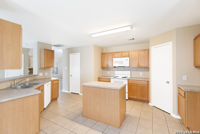 6526 Charles Field Property Photo 6
