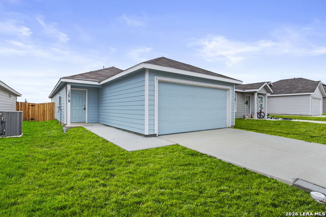 12819 Kathleen St Property Photo 1