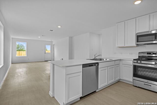 12907 Kathleen St Property Photo 2