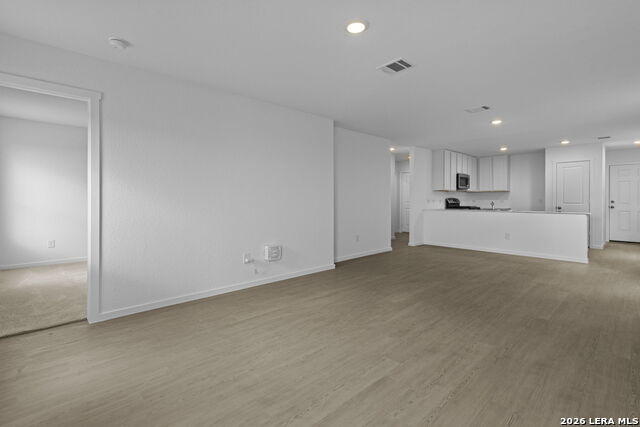 12907 Kathleen St Property Photo 9