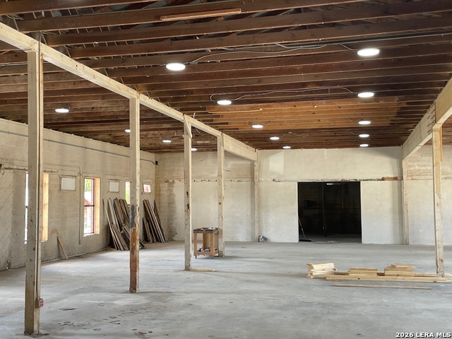 1308 N Bowie Property Photo 1