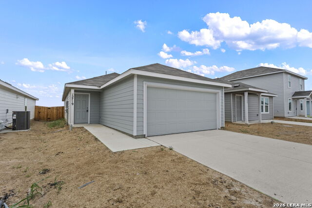 12719 Kathleen St Property Photo 1