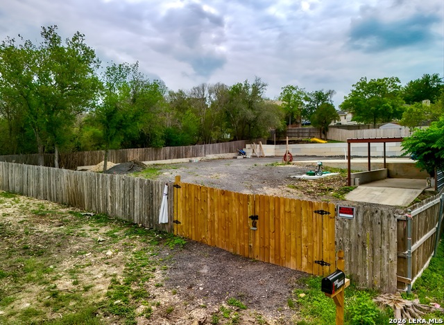 6514 Gilder Property Photo 2