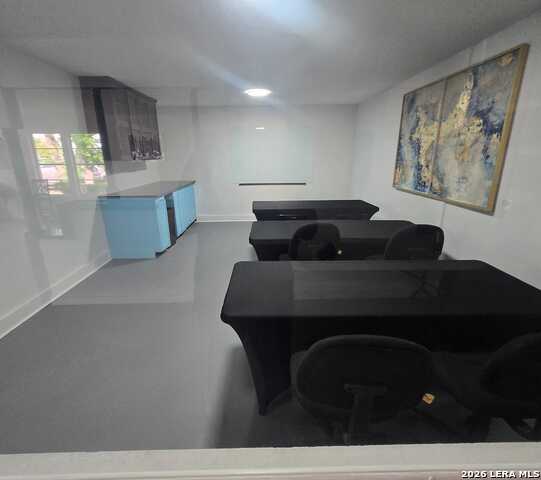 329 School Dr Property Photo 7