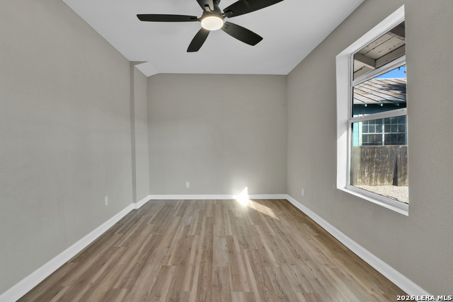 439 W Lubbock St Property Photo 6