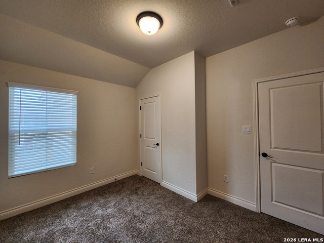 340 Untermaier St Property Photo 13