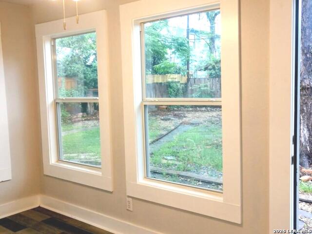 338 Queen Anne Property Photo 15