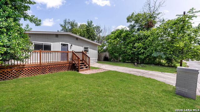1824 Katy St Property Photo 2