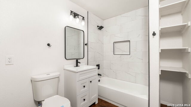 1824 Katy St Property Photo 6