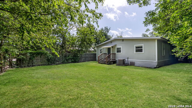1824 Katy St Property Photo 16