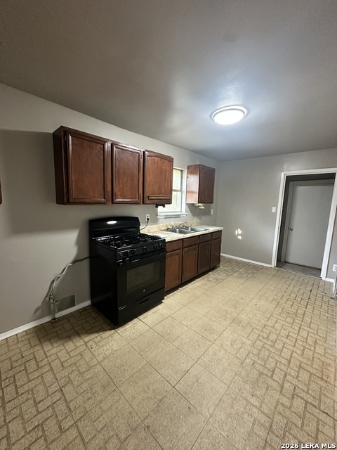 515 Clark Property Photo 9