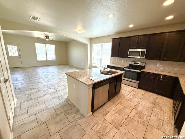 6814 Hibiscus Fls Property Photo 2