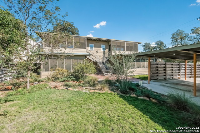 442 E Huisache Ave Property Photo 3