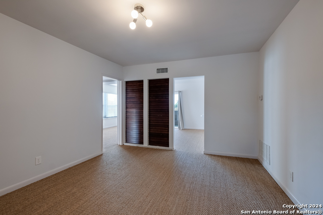 442 E Huisache Ave Property Photo 12