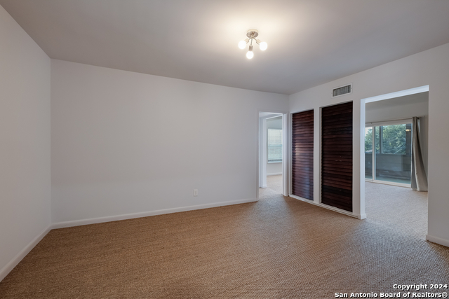 442 E Huisache Ave Property Photo 13