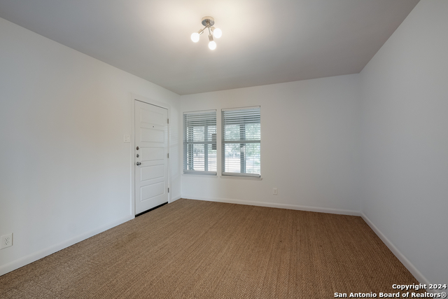 442 E Huisache Ave Property Photo 14