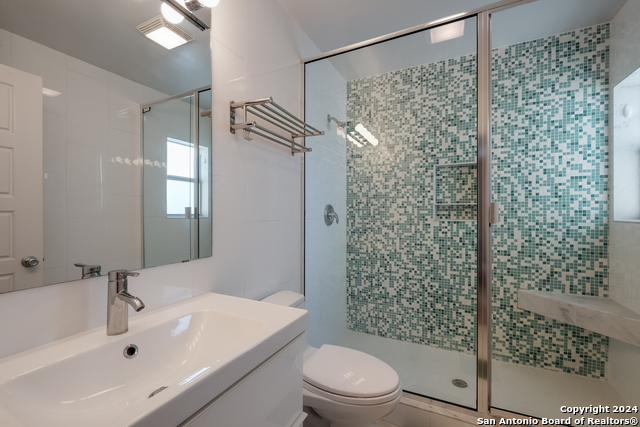 442 E Huisache Ave Property Photo 18