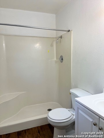 7603 Glen Vis Property Photo 7